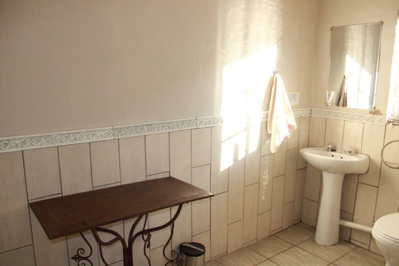 Lighthouse Bed & Breakfast Kroonstad Luaran gambar
